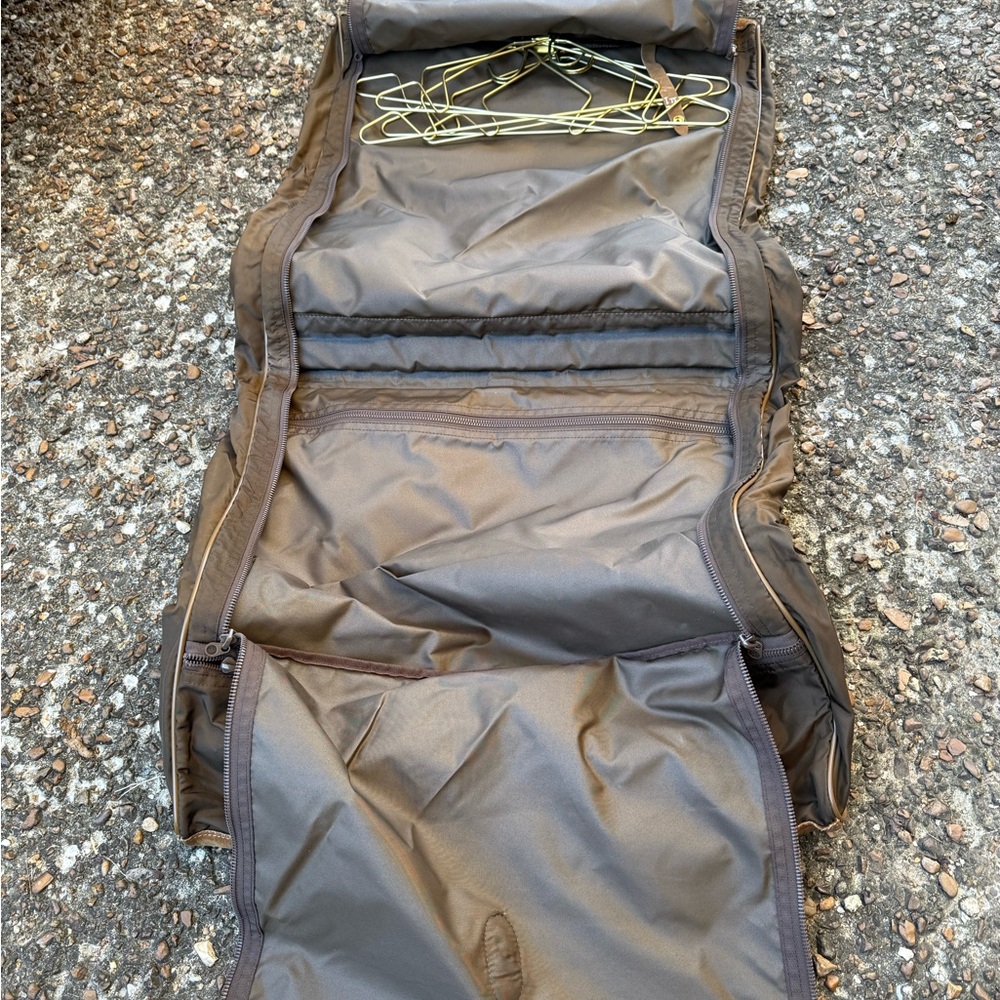 Vintage French Luggage Countryside Unicorn Hanging Garment Bag with cover - Picture 6 of 8